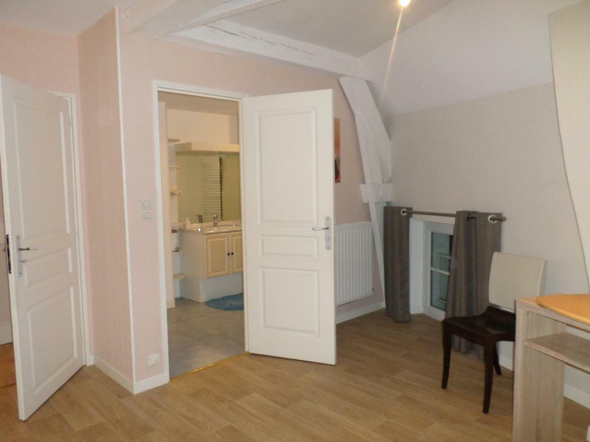 Moulin De L'Abbesse Bed & Breakfast Thouars Eksteriør bilde