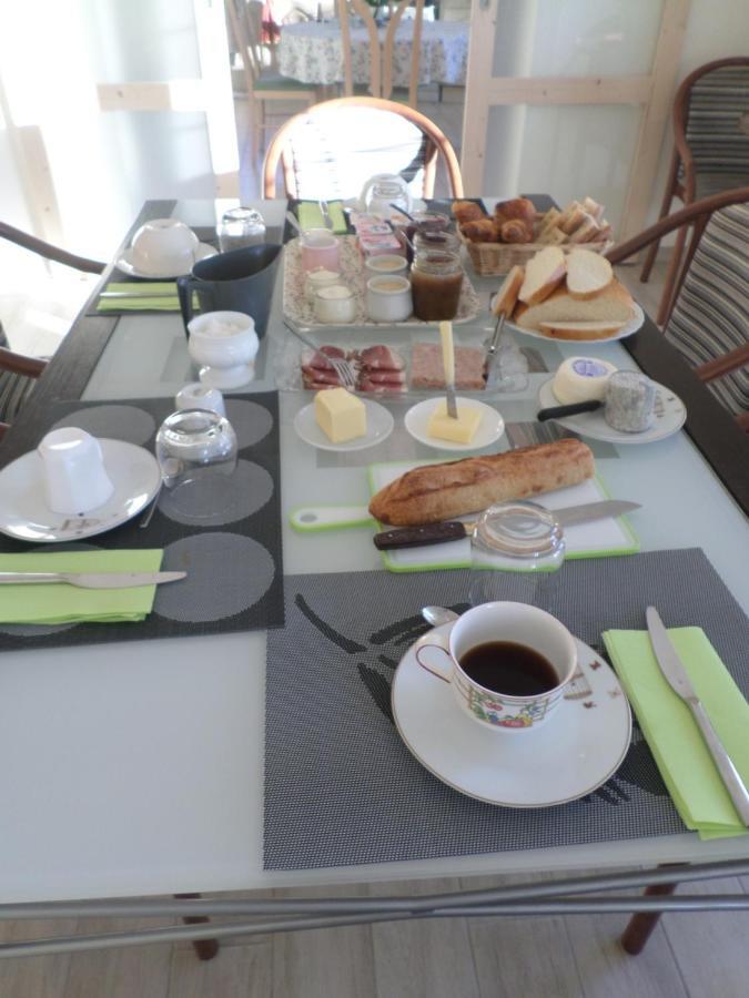 Moulin De L'Abbesse Bed & Breakfast Thouars Eksteriør bilde